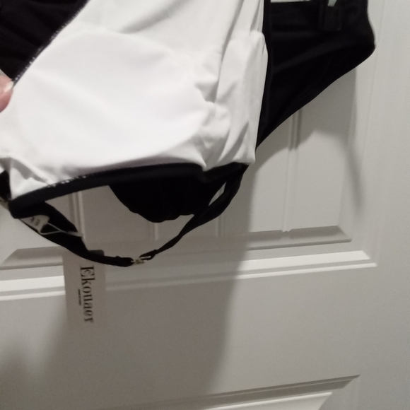 Black Bikini Swimsuit NWT Halter Top Ekouaer, NWT Bottoms J. Crew Size M - Picture 5 of 16